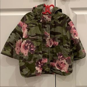 Super ADORABLE Gap camo toddler girl poncho